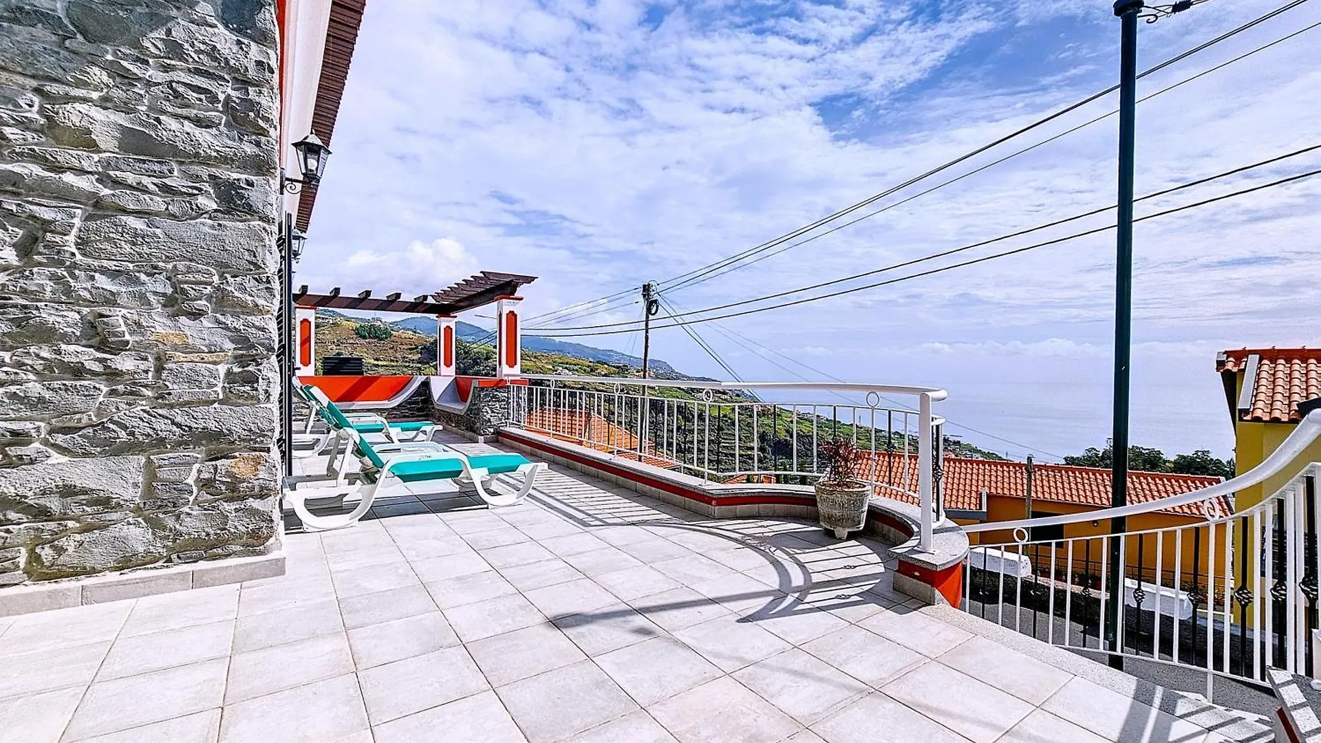Sunny Paradise House, Great View Понта-ду-Сол Дом отдыха
